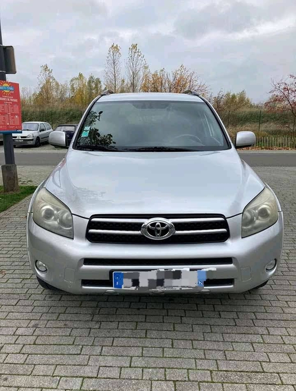 Toyota RAV4 3eme Gnration Vhicules